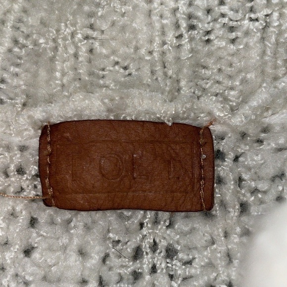 Pol Cream Slouchy Turtleneck Sweater Oversized High/Low Hem Large - Picture 6 of 10